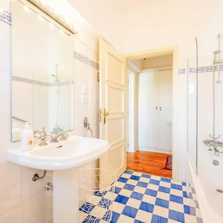 To Calm In Lisbons Center Apartment Lisbon