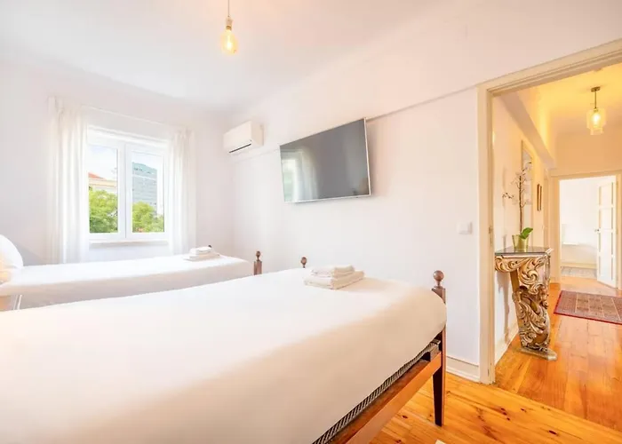 To Calm In Lisbons Center * Lissabon